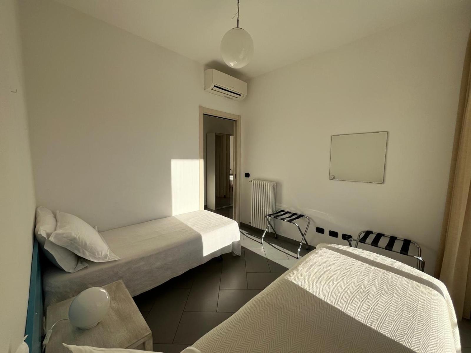 Dea Apartments Albenga Eksteriør billede